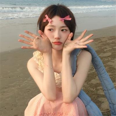 橙色女孩